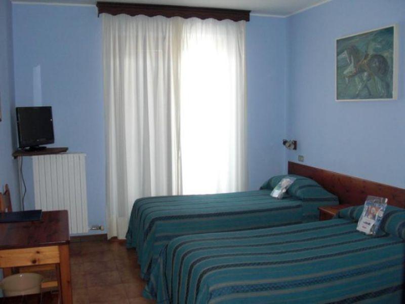 Hotel Sciatori Сестриере Экстерьер фото